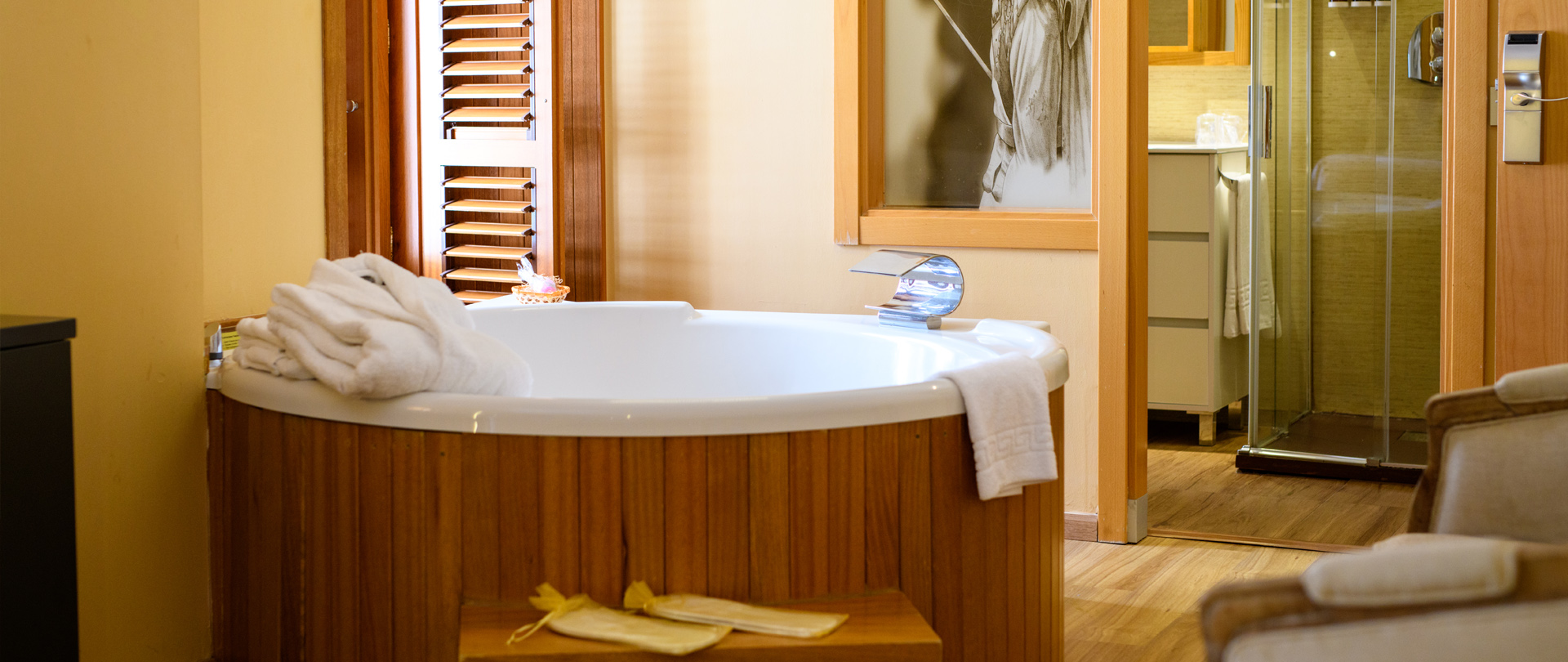 hotel san lorenzo del escorial con encanto boutique centro habitaciones superiores con jacuzzi cab 3